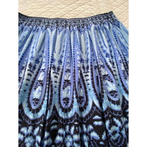 Saint John’s Bay Maxi Skirt Blue Geometric Design Pull On Boho Size PS - Picture 7 of 10